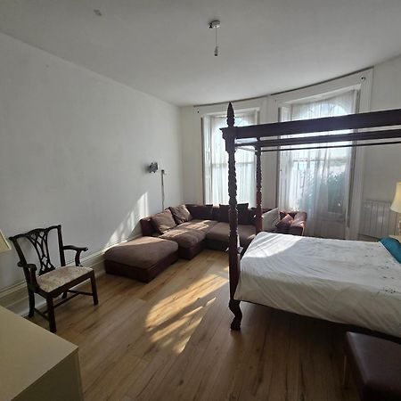 Studio Next To Port, Cliffs, With Parking Dover Esterno foto